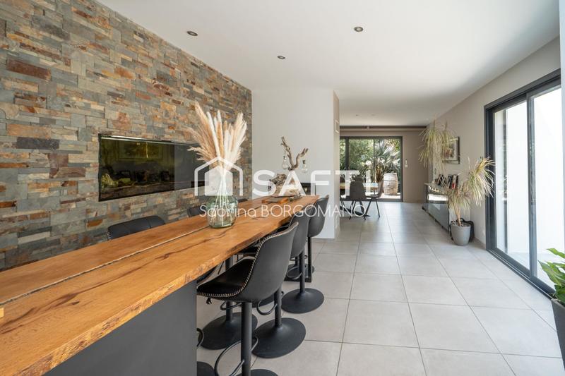 Maison - 165 m² - 6 pièces