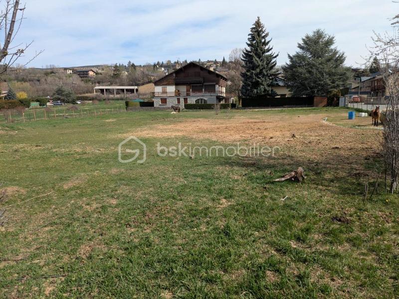 Terrain - 2 558 m²