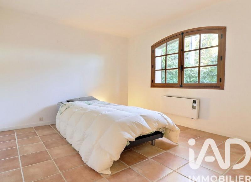 Maison - 122 m² - 7 pièces