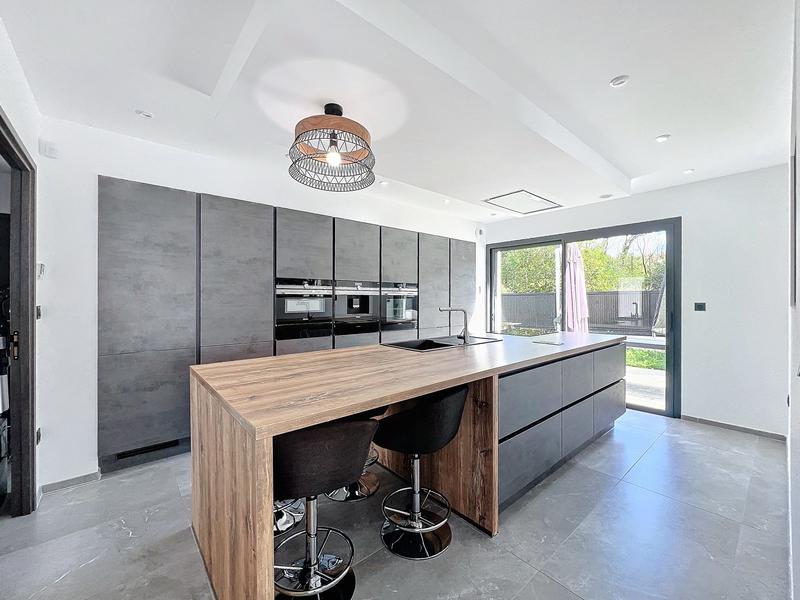 Maison contemporaine - 156 m² - 5 pièces