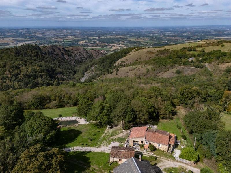 Maison - 298 m² - 10 pièces