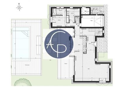 Maison - 270 m² - 6 pièces