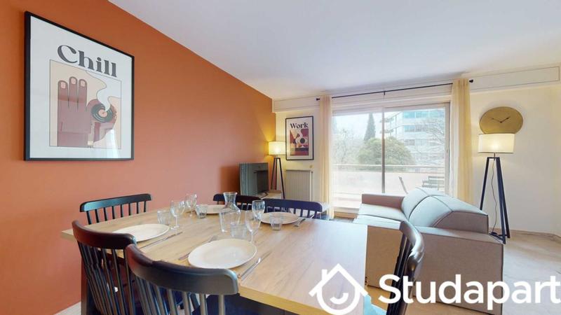 Chambre - 12 m² - 1 pièce