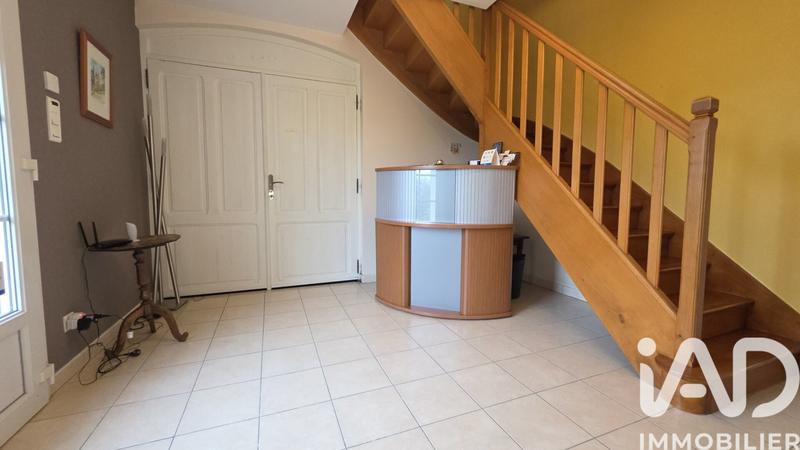 Maison - 240 m² - 9 pièces