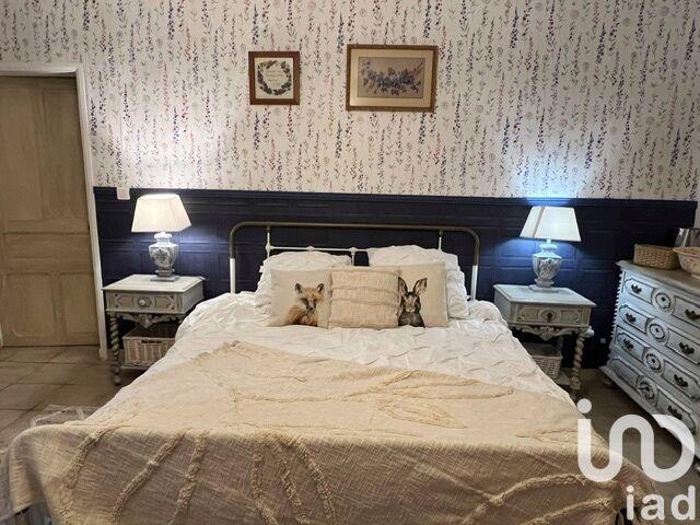 Maison - 244 m² - 8 pièces