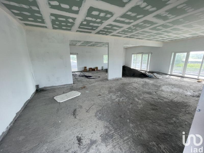 Local commercial - 204 m²