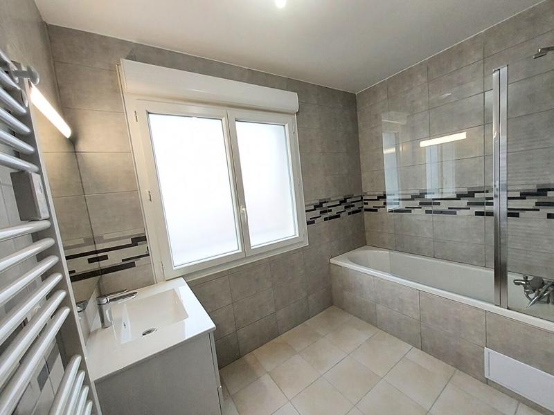 Appartement - 95 m² - 4 pièces