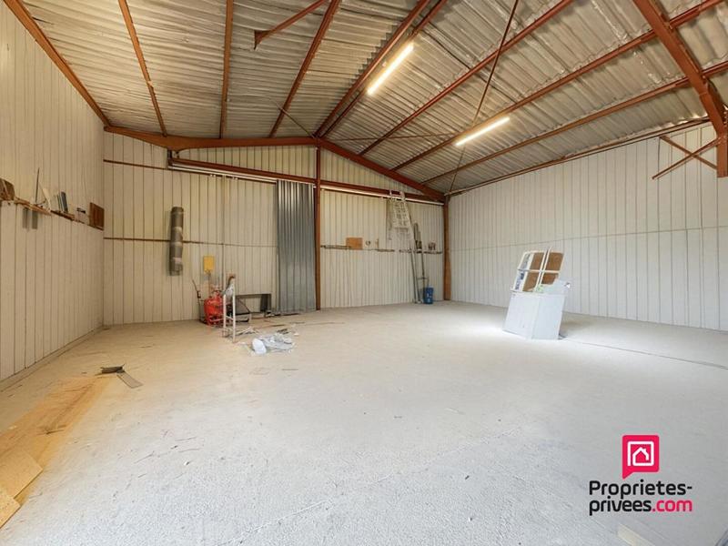 Parking / Garage - 220 m²