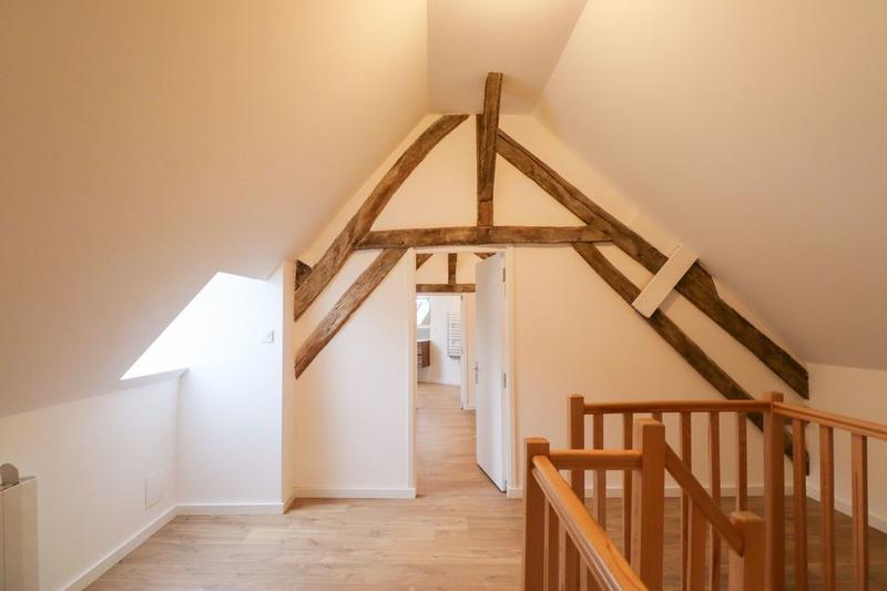 Maison ancienne - 210 m² - 7 pièces