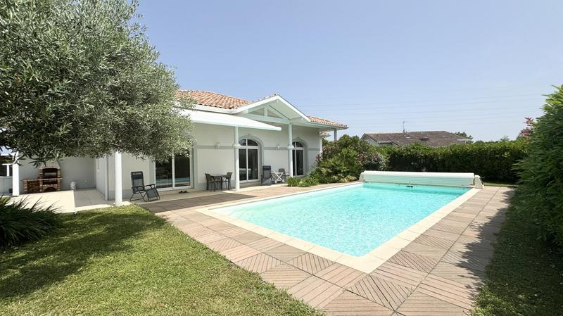 Maison - 174 m² - 5 pièces