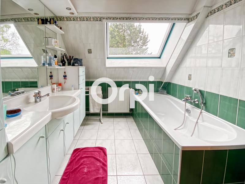 Maison - 143 m² - 6 pièces