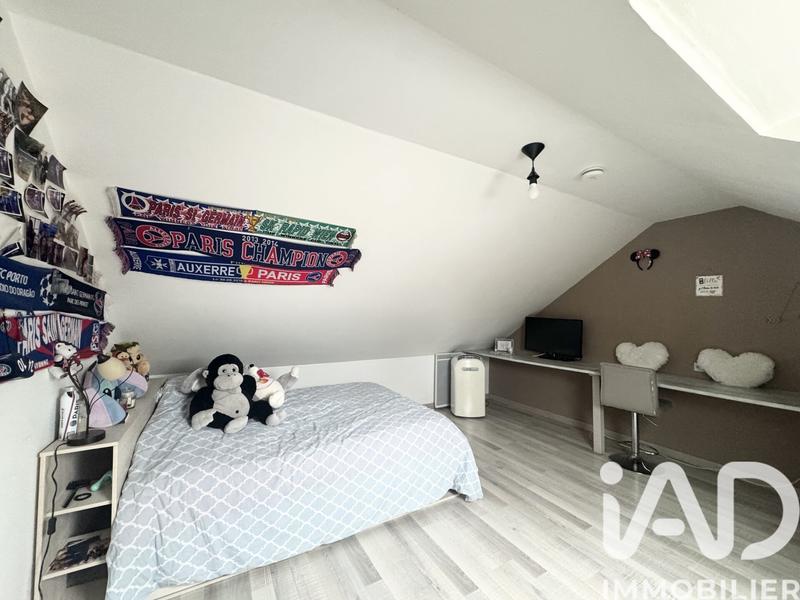 Maison - 91 m² - 5 pièces