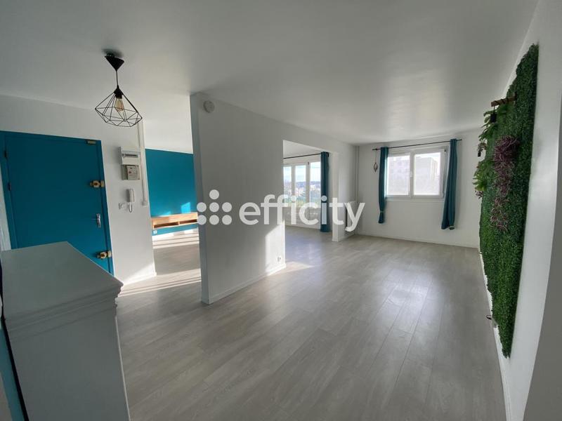 Appartement - 110 m² - 6 pièces