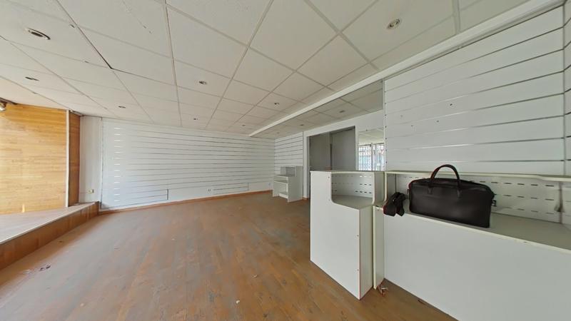 Local commercial - 49 m² - 2 pièces
