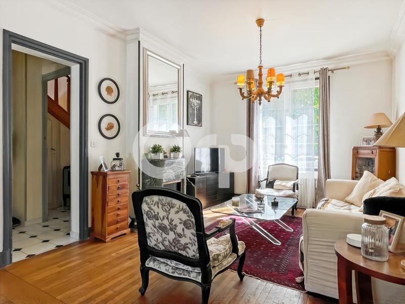 Maison de ville - 204 m² - 6 pièces