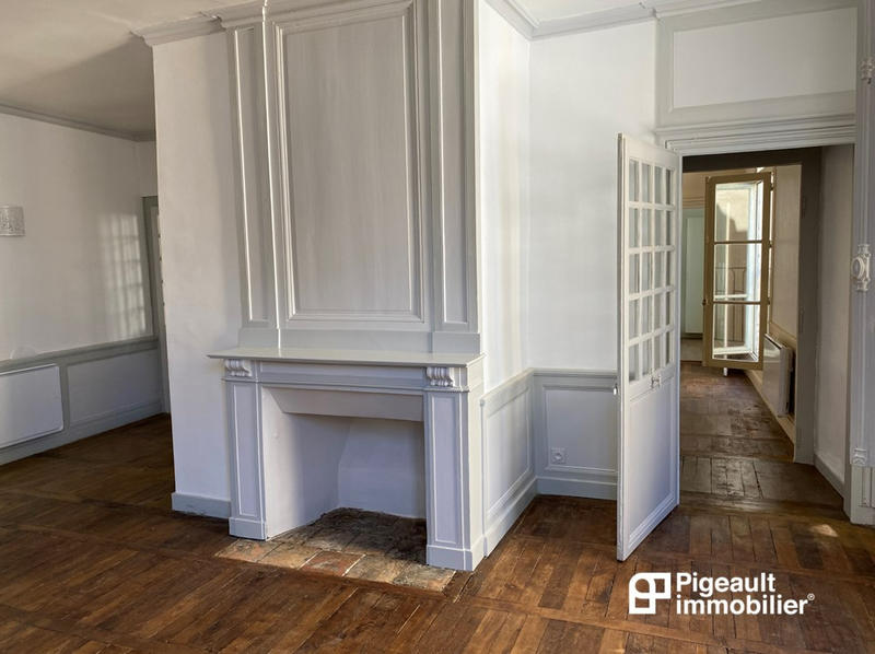 Appartement - 77 m² - 2 pièces