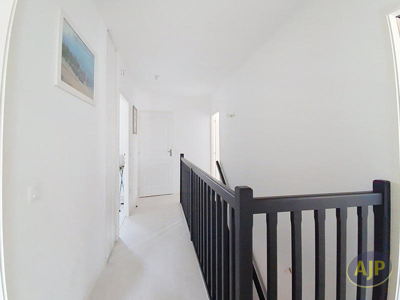 Maison - 125 m² - 6 pièces