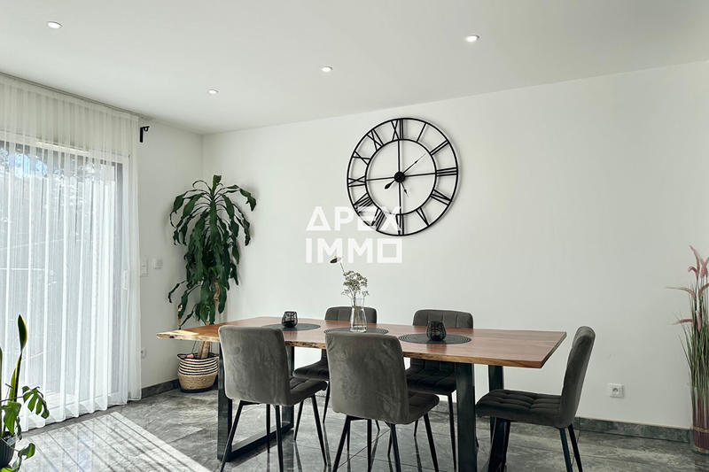 Maison - 170 m² - 5 pièces