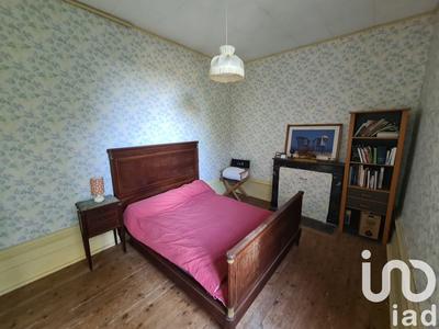 Maison - 181 m² - 7 pièces