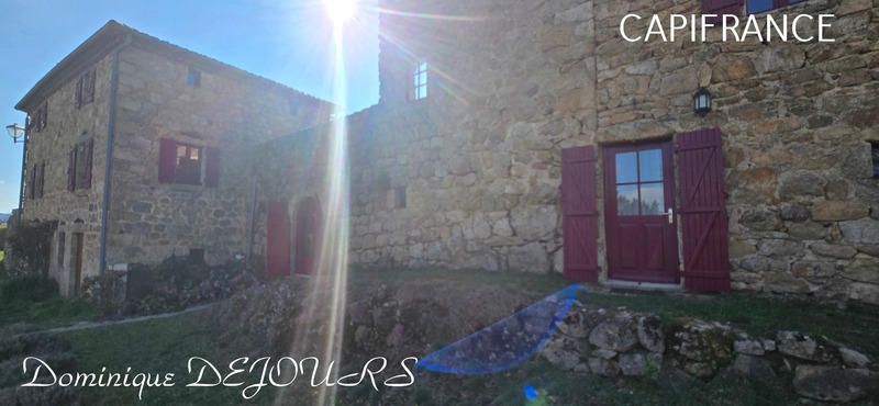 Maison - 140 m² - 7 pièces