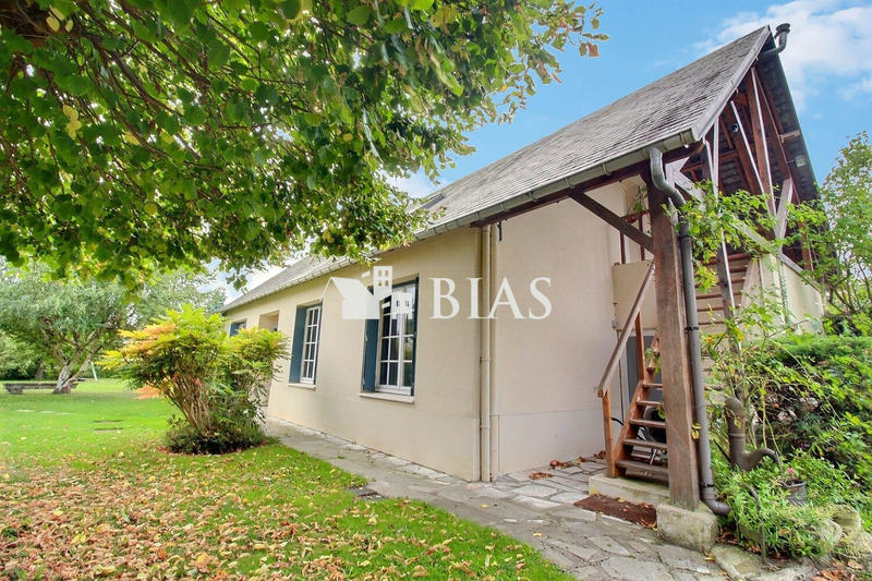 Maison - 138 m² - 6 pièces