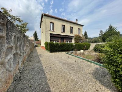 Maison traditionnelle - 184 m² - 11 pièces