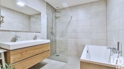 Duplex - 149 m² - 6 pièces