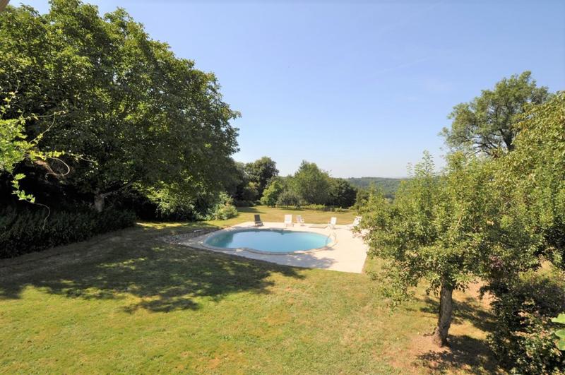Maison de campagne - 700 m² - 8 pièces
