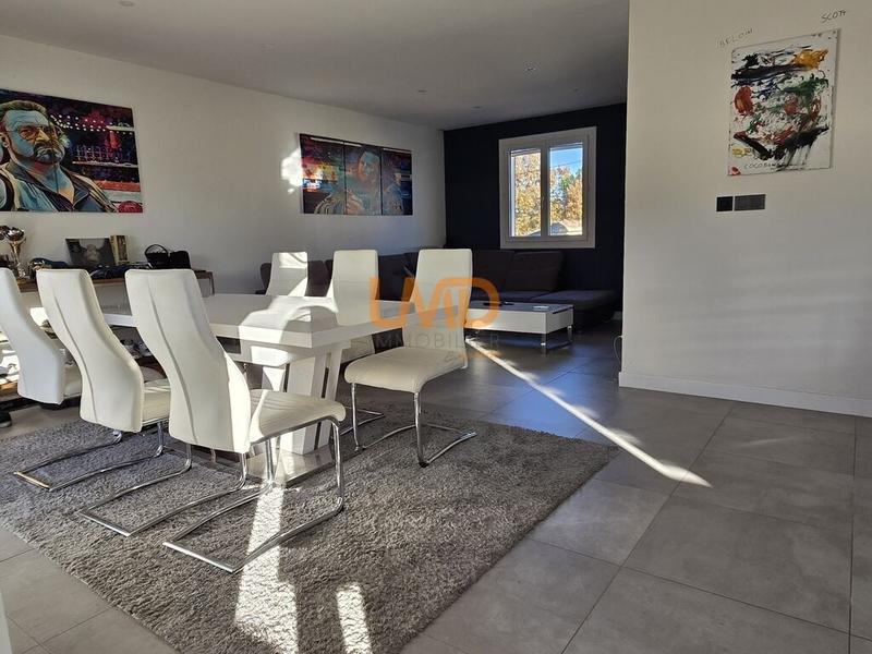 Maison - 139 m² - 6 pièces