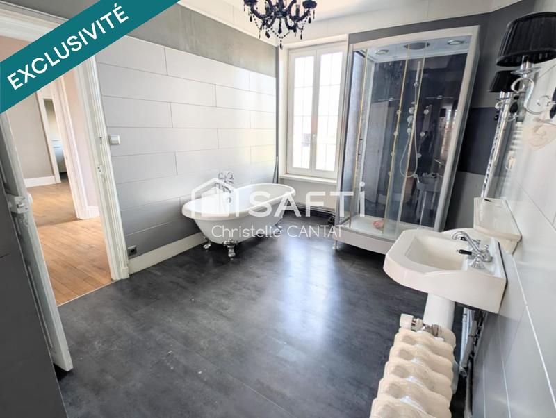 Maison - 180 m² - 6 pièces