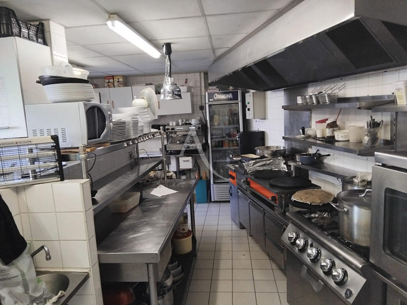 Fonds de commerce - 75 m²