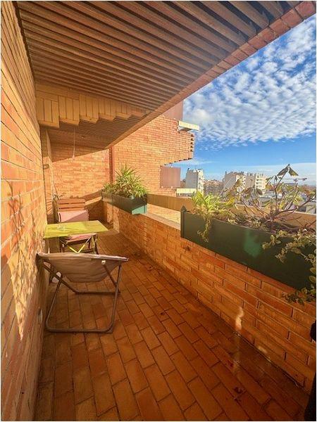 Appartement - 87 m² - 2 pièces