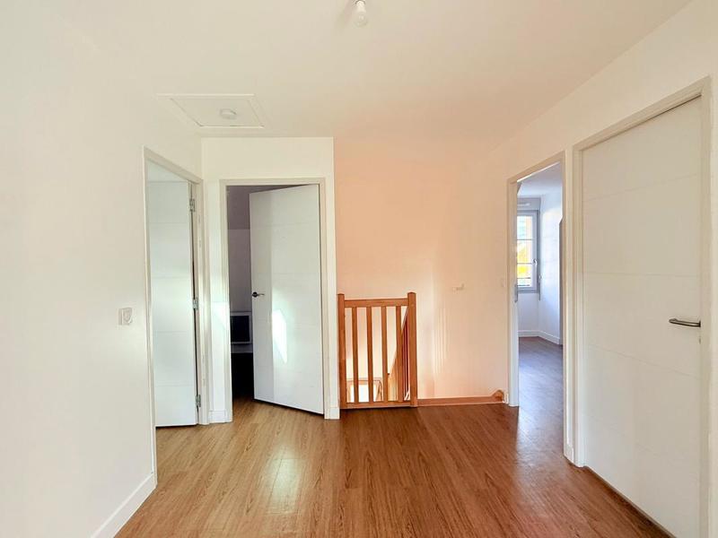 Maison - 96 m² - 5 pièces