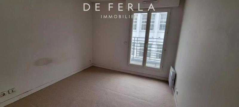 Studio - 114 m² - 6 pièces