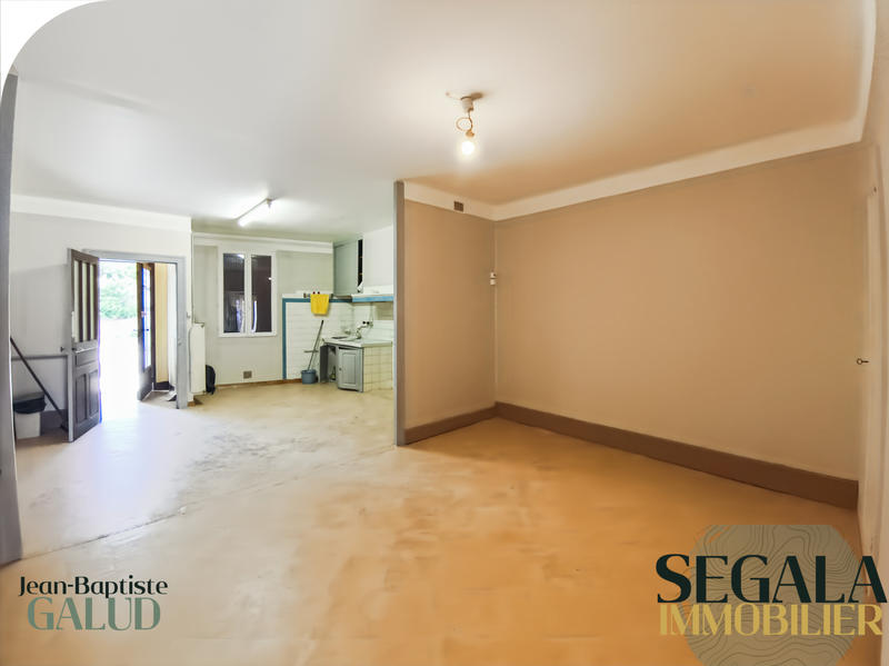 Maison - 96 m² - 4 pièces