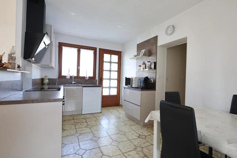 Propriété - 156 m² - 5 pièces