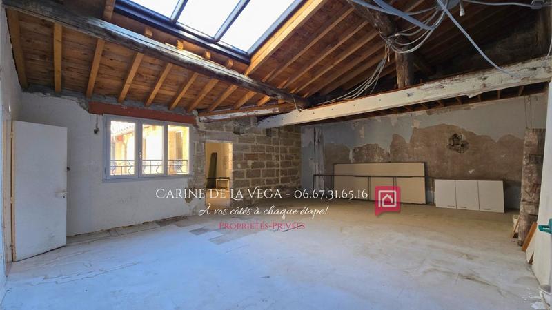 Appartement - 219 m² - 8 pièces