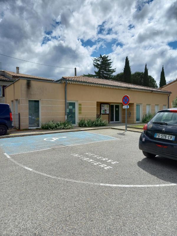 Bureau - 122 m² - 3 pièces