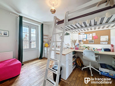 Appartement - 126 m² - 6 pièces