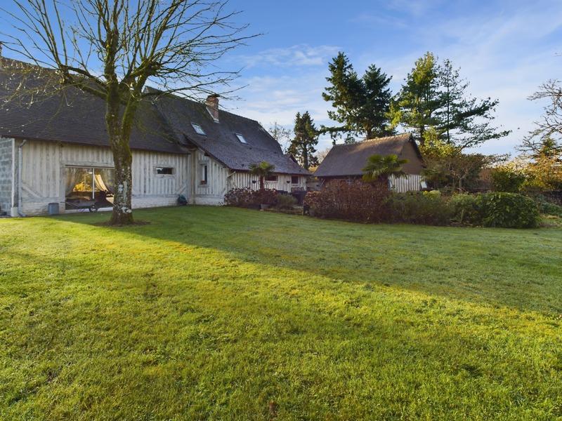 Maison - 180 m² - 6 pièces