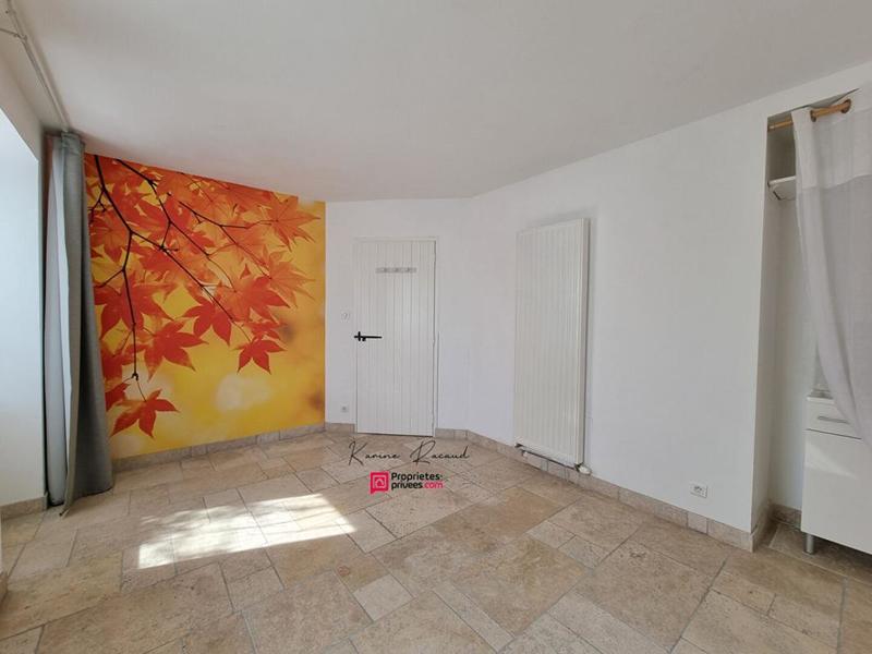 Maison - 201 m² - 8 pièces