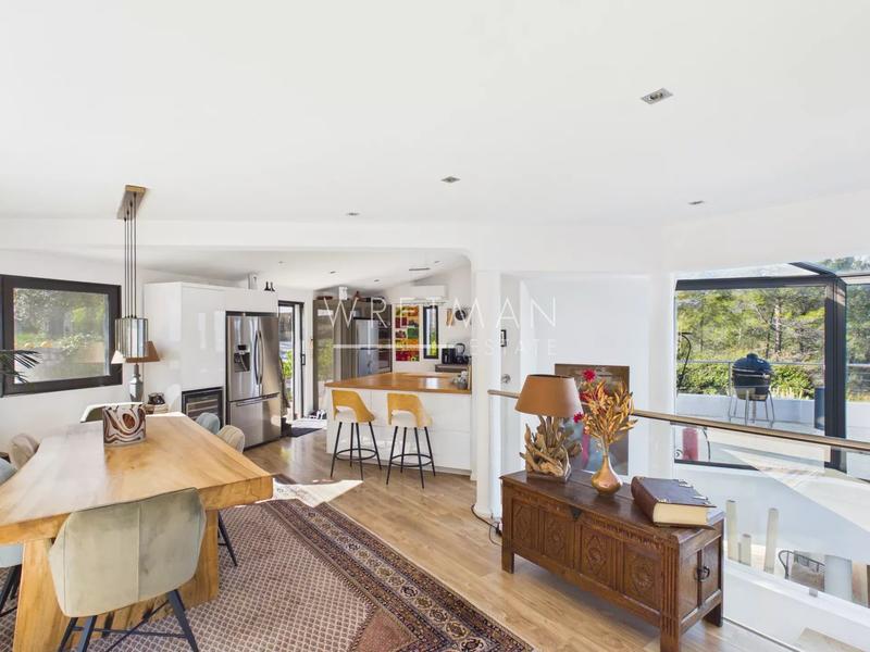 Villa - 291 m² - 5 pièces