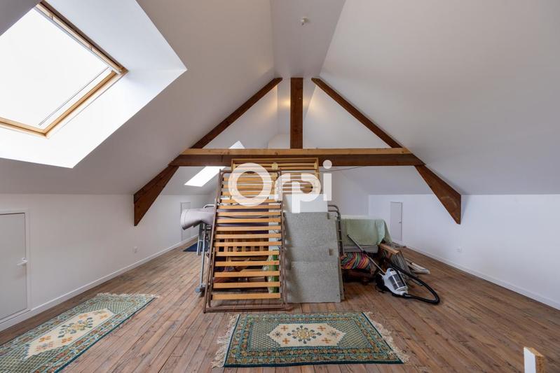 Maison - 215 m² - 7 pièces