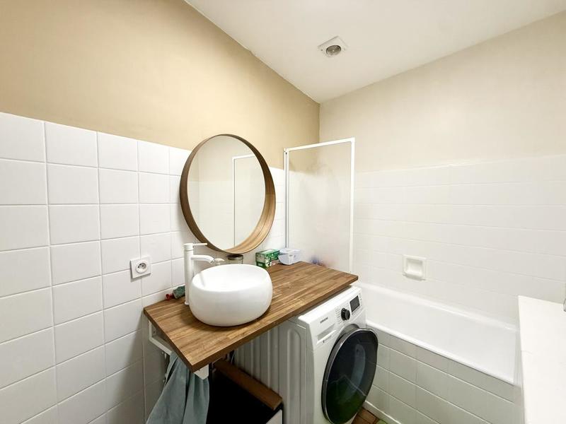 Appartement ancien - 98 m² - 4 pièces