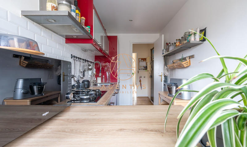 Appartement - 79 m² - 4 pièces