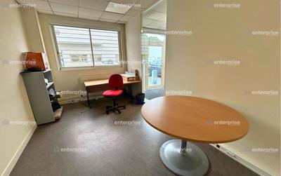 Local d'activité / Entrepôt - 741 m²