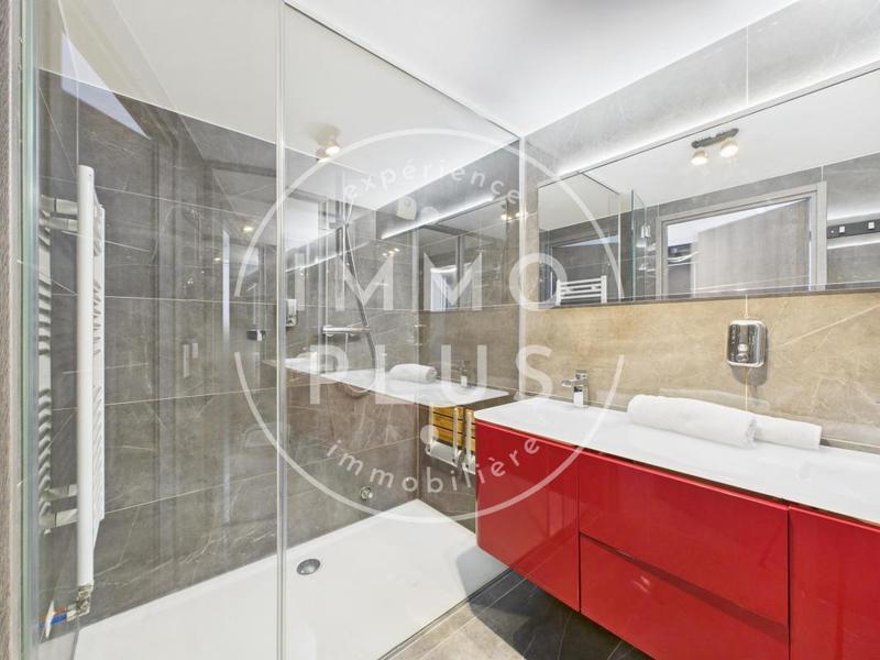 Appartement - 80 m² - 3 pièces