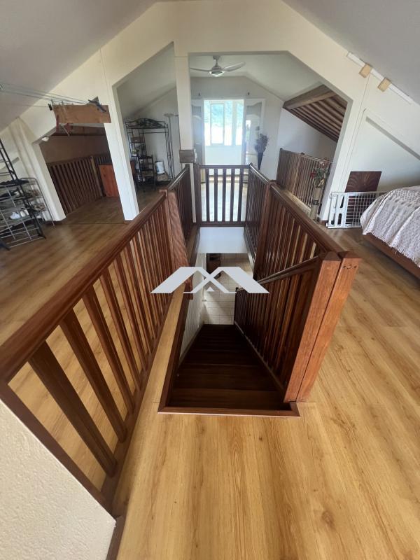 Villa - 270 m² - 9 pièces