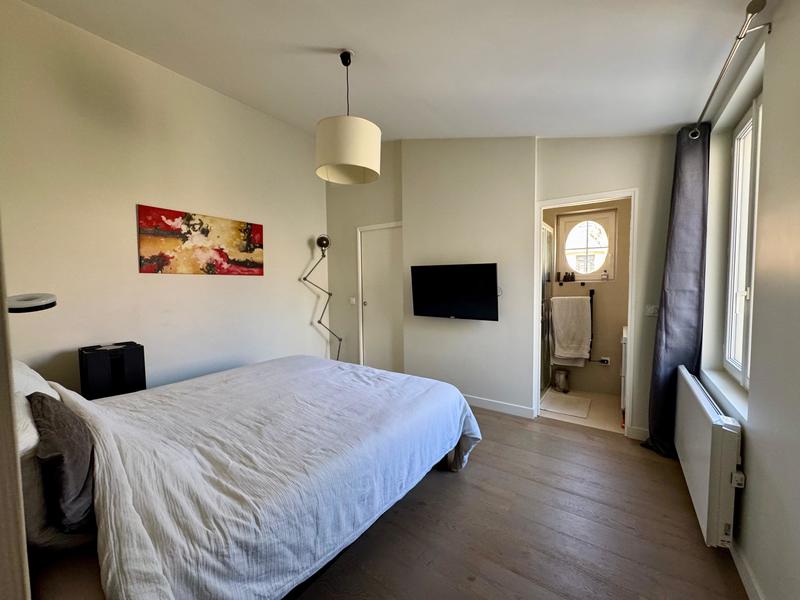 Maison - 189 m² - 6 pièces