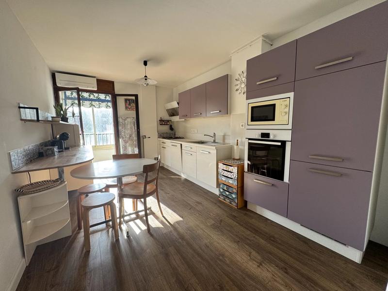 Appartement - 95 m² - 4 pièces